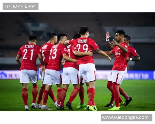 广州网球队战术揭秘：网球巨献背后的策略与技巧分析